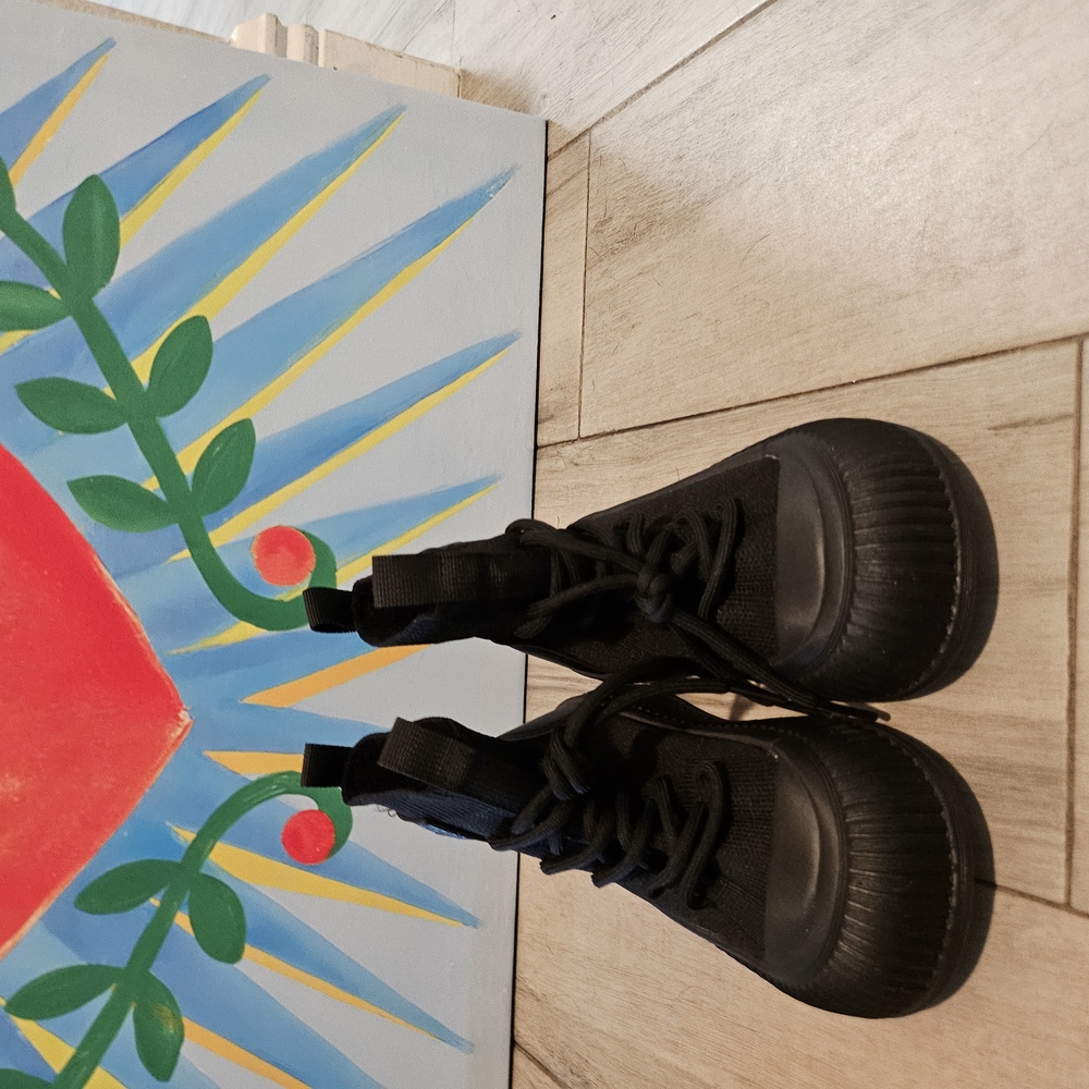 Kids Black Sneakers